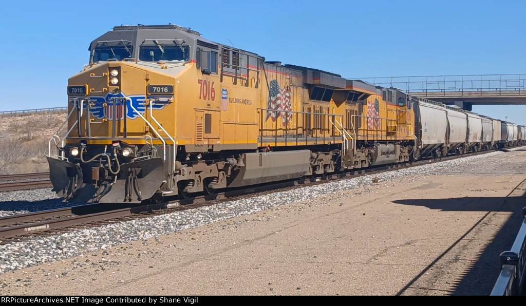 UP 7016